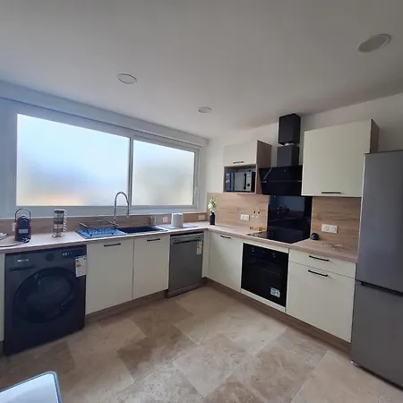 Maison Garnier - Downtown - Wifi - 1 Hour From Paris Montereau-faut-Yonne